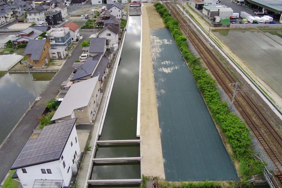 東六間川1地区第5-1工区 排水路工事の画像