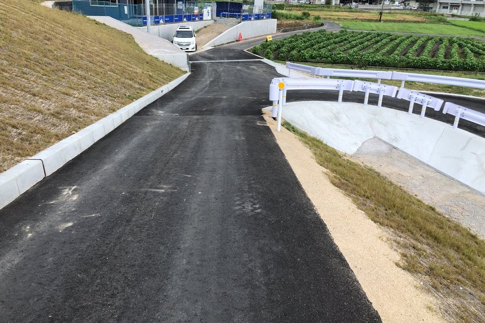 公共　河川工事(取合道工)の画像06